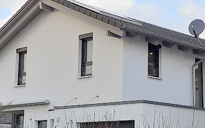 Modernes Wohnhaus Seitenansicht
